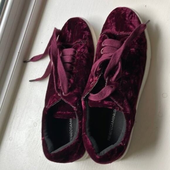 Rebecca Minkoff crushed Velvet Bleecker Too Sneakers Acai size 9.5 - Picture 2 of 7